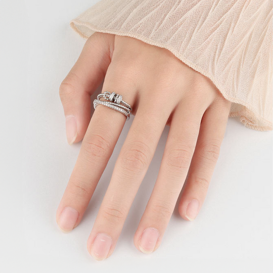 SV925 / SERENITY SLIDING RING